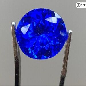 Loose Tanzanite Gemstone